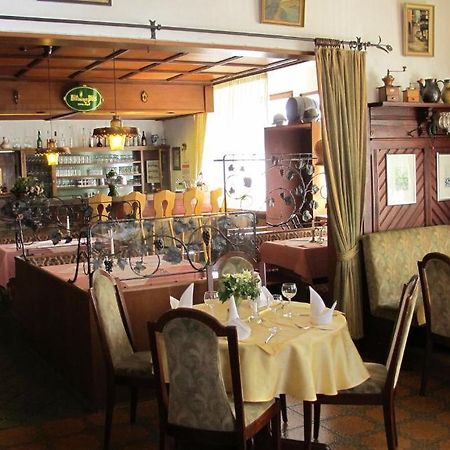 Hotel Garni Hauth แบร์นคาสเทล-คืสท์ ภายนอก รูปภาพ