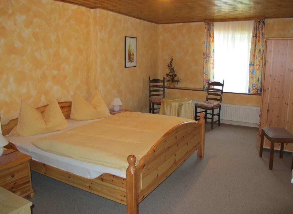 Hotel Garni Hauth แบร์นคาสเทล-คืสท์ ห้อง รูปภาพ